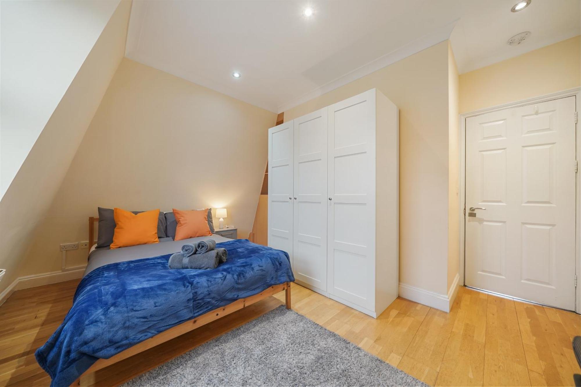 The Chic Townhouse In Kings Cross!!! 3 Floors Lejlighed London Eksteriør billede